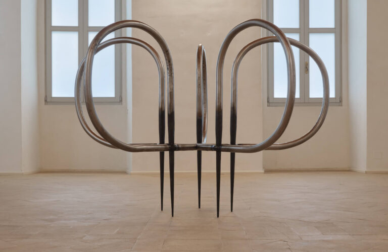 Copia di In my end is my beginning_2024_205x130cm_wroughtiron_exhibition view, Palazzo Collicola, Spoleto, Italy_courtesy the artist