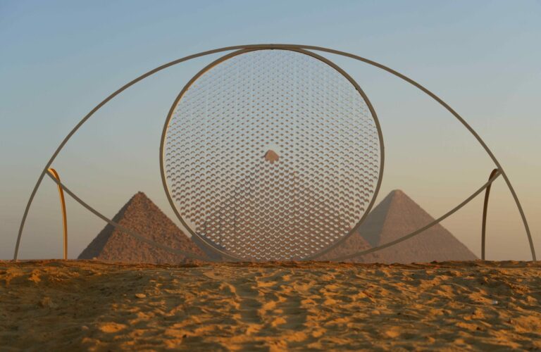 I SEE I SEE_Federica Di Carlo_Show for ever is now, Pyramids of Giza, Foto by MO4 Network copia