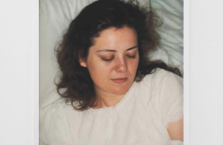 Paolo Bufalini, Portrait of the mother as a sleeper I, 2024, stampa a getto d_inchiostro su carta cotone, 80x120 cm copia